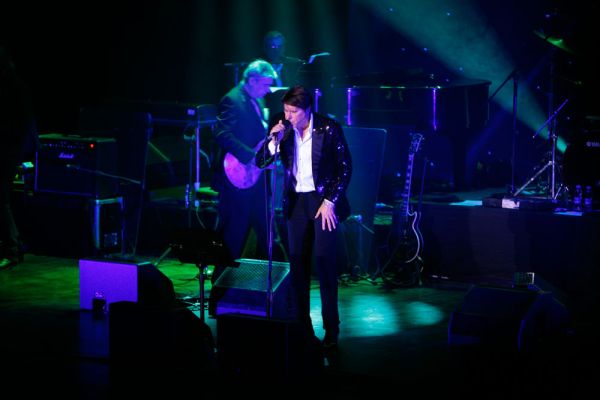 bryanferry60F5877D-0425-BD89-9E7C-99D23F5854FF.jpg