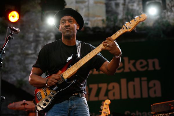 marcusmiller944C7BC2-5D8D-D42C-F9C1-C45369022605.jpg
