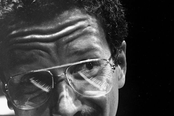 keith-jarret226A1DB6-A8BF-DE56-327F-33E0BB4B7825.jpg