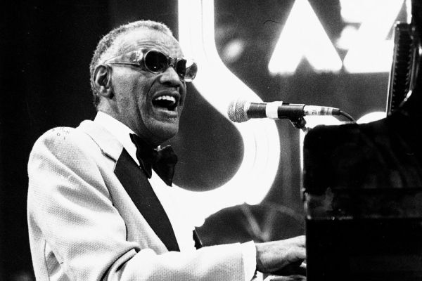 ray-charles7FFD1D2D-19A2-375E-97DB-1B6D8E58EA67.jpg
