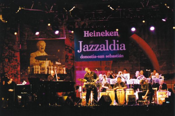 viva-tito-puente-20031BBC7FF35-6C79-5602-261A-421E4F28ED2A.jpg