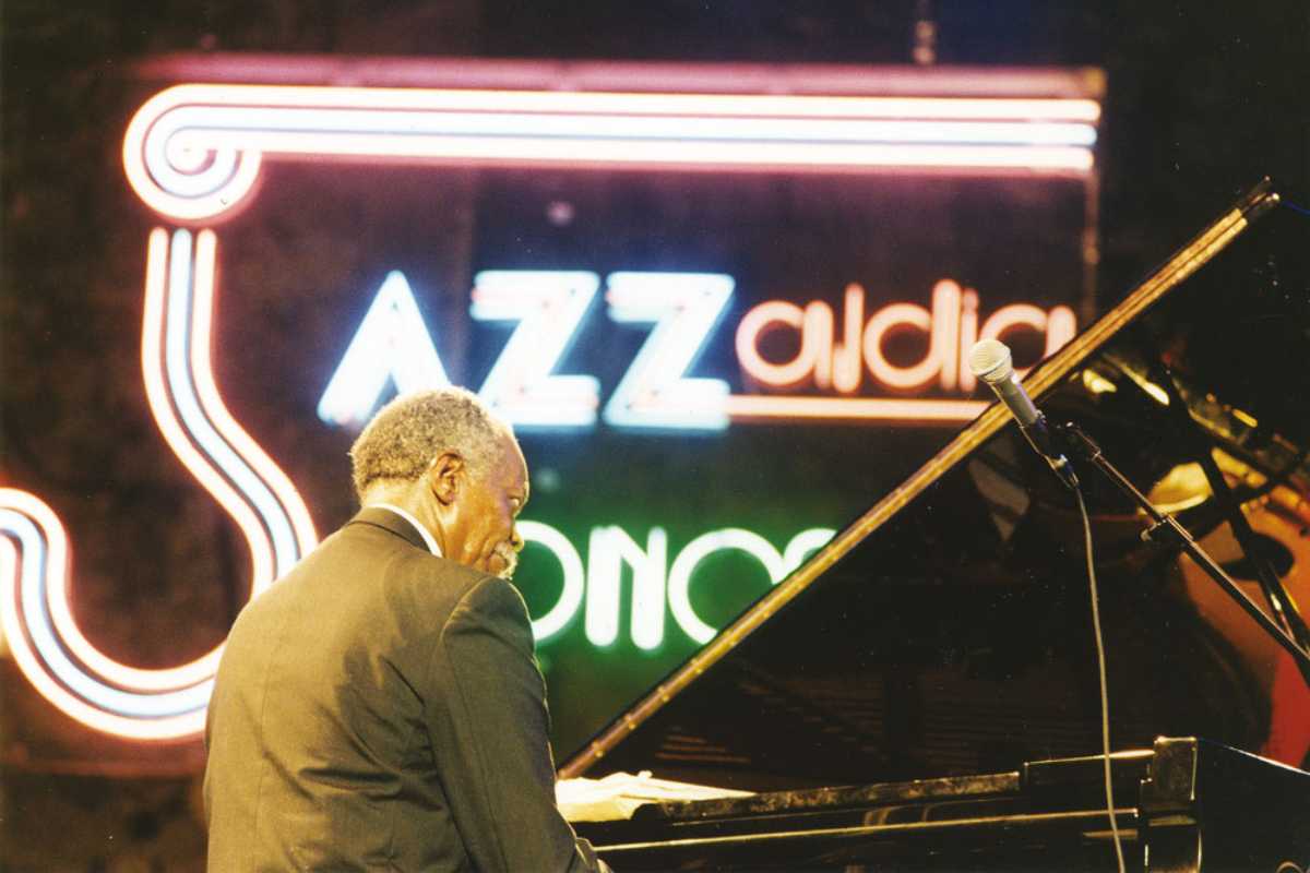 Hank Jones.