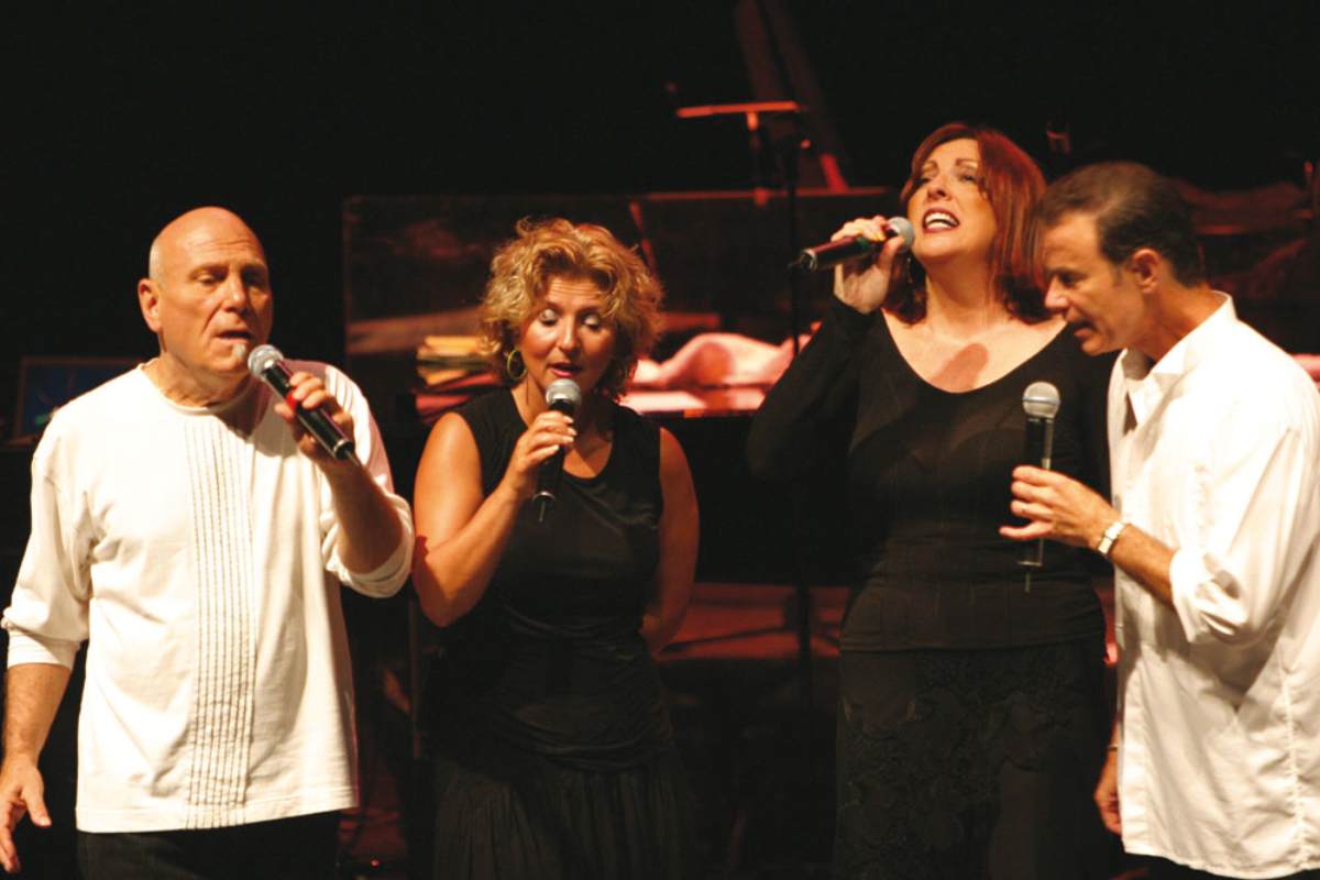 Manhattan Transfer.