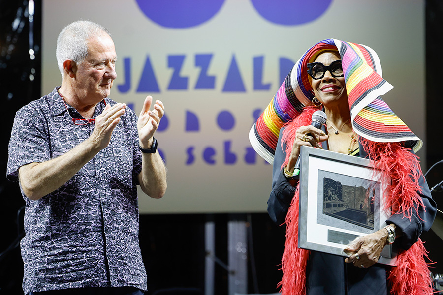 Dee Dee Bridgewater